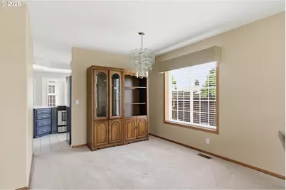 1140 Molly Ln, Eugene, OR 97404 - Photo 11