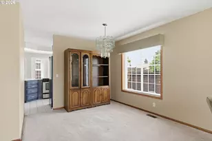 1140 Molly Ln, Eugene, OR 97404 - Photo 11