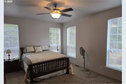 125220 Cappy Ct, Crescent Lake, OR 97733 - Photo 15