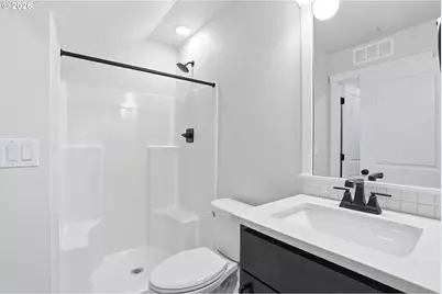 4690 SE 2nd St, Gresham, OR 97080 - Photo 9