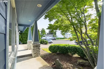 2701 SW Latourell Pl, Troutdale, OR 97060 - Photo 3
