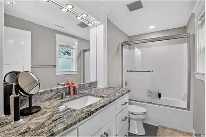 2701 SW Latourell Pl, Troutdale, OR 97060 - Photo 17
