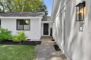 1633 Holly Ave, Eugene, OR 97408 - Photo 3