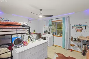 372 Thornbrook Dr, Merlin, OR 97532 - Photo 19