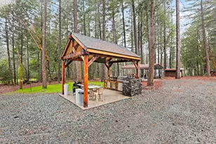 372 Thornbrook Dr, Merlin, OR 97532 - Photo 29