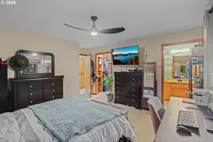 372 Thornbrook Dr, Merlin, OR 97532 - Photo 23