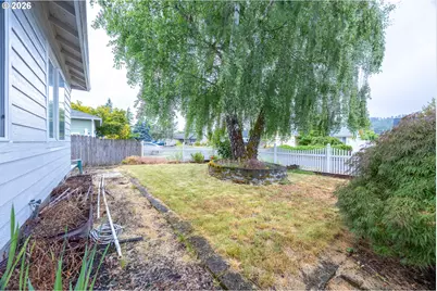 1203 E Second Ave, Sutherlin, OR 97479 - Photo 31