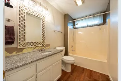 1203 E Second Ave, Sutherlin, OR 97479 - Photo 23