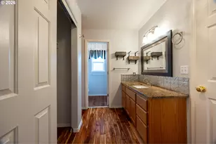 1203 E 2nd Ave, Sutherlin, OR 97479 - Photo 13