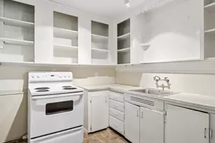 8234 NE Webster St, Portland, OR 97220 - Photo 17