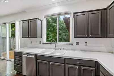 4304 NE 57th Pl, Vancouver, WA 98661 - Photo 11