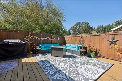 17891 SW George Ct, Beaverton, OR 97078 - Photo 29