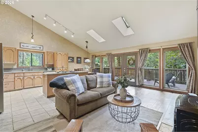 69881 E Alpine North Ct, Rhododendron, OR 97049 - Photo 5