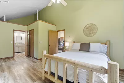 69881 E Alpine North Ct, Rhododendron, OR 97049 - Photo 15