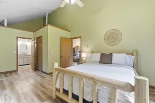 69881 E Alpine North Ct, Rhododendron, OR 97049 - Photo 15