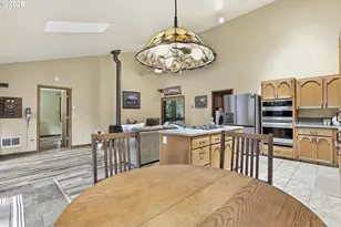 69881 E Alpine North Ct, Rhododendron, OR 97049 - Photo 13