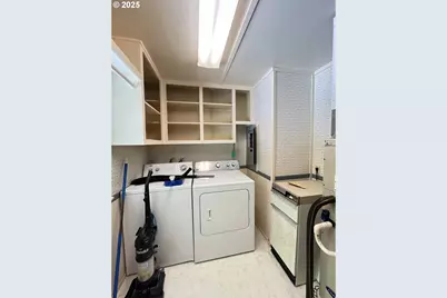 89911 Ben Bunch Rd, Florence, OR 97439 - Photo 35