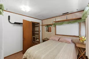 474 N Wasson St, Coos Bay, OR 97420 - Photo 11