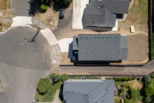 28683 SW Canyon Creek Rd S, Wilsonville, OR 97070 - Photo 3