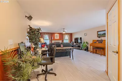 15908 SE 5th St, Vancouver, WA 98684 - Photo 5