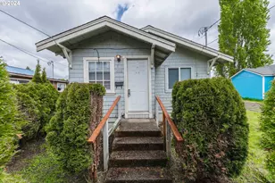 1066 S 8th St, Coos Bay, OR 97420 - Photo 1