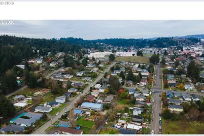1066 S 8th St, Coos Bay, OR 97420 - Photo 27