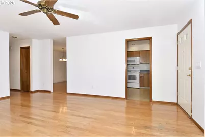 8600 SE Hood St, Clackamas, OR 97015 - Photo 7