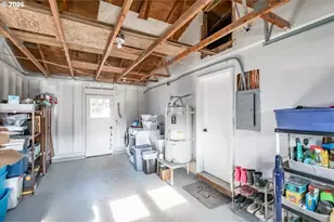 1109 SW 15th St, Lincoln City, OR 97367 - Photo 29