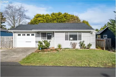 1109 SW 15th St, Lincoln City, OR 97367 - Photo 1