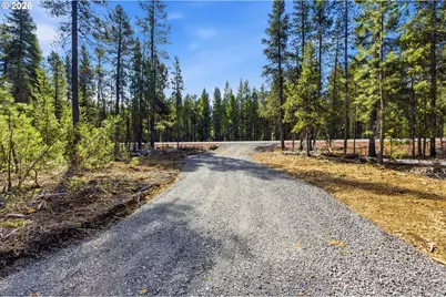 17717 Highway 58, Crescent Lake, OR 97733 - Photo 21