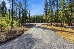 17717 Hwy 58, Crescent Lake, OR 97733 - Photo 21