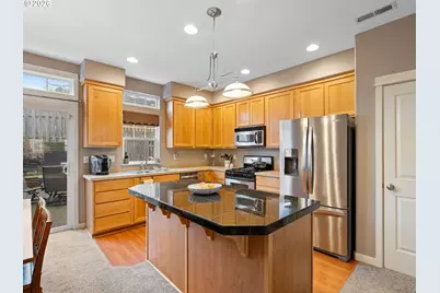 2513 NW 3rd Ter, Gresham, OR 97030 - Photo 7