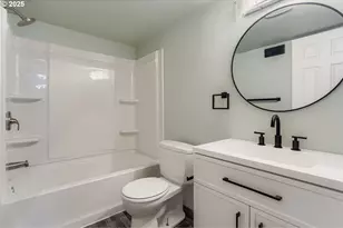 1124 NE 172nd Ave, Gresham, OR 97230 - Photo 23