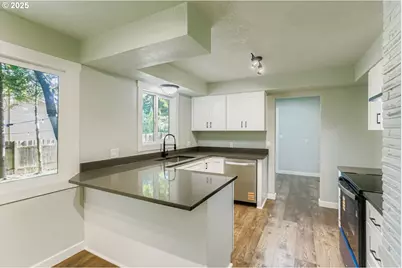 1124 NE 172nd Ave, Gresham, OR 97230 - Photo 13