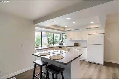 14785 NW Perimeter Dr, Beaverton, OR 97006 - Photo 9