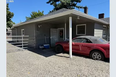 15725 SE Stark St, Portland, OR 97233 - Photo 3