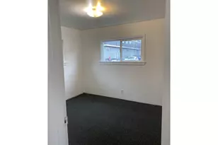 15725 SE Stark St, Portland, OR 97233 - Photo 17