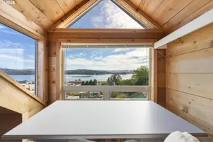 2139 McPherson St, North Bend, OR 97459 - Photo 25