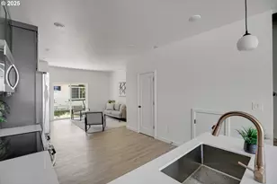 14822 NE Couch St, Portland, OR 97230 - Photo 33