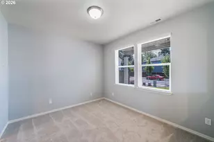 5290 Squirrel St, Springfield, OR 97478 - Photo 7