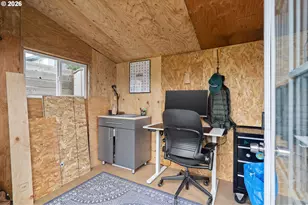 4230 SE 103rd Ave, Portland, OR 97266 - Photo 37