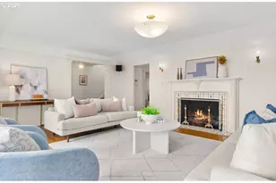 4317 SW Bernard Dr, Portland, OR 97239 - Photo 7