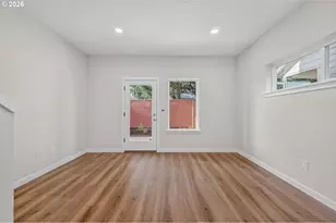 9263 E Burnside St, Portland, OR 97216 - Photo 9