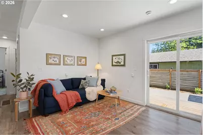 8800 NE Couch St, Portland, OR 97220 - Photo 5