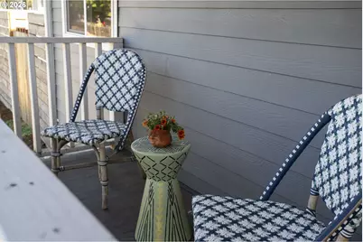 8800 NE Couch St, Portland, OR 97220 - Photo 3