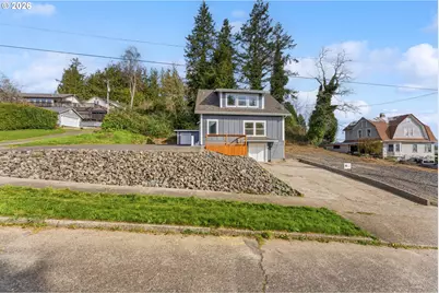 790 Oregon Ave, North Bend, OR 97459 - Photo 3