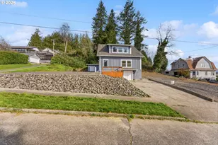 790 Oregon Ave, North Bend, OR 97459 - Photo 3