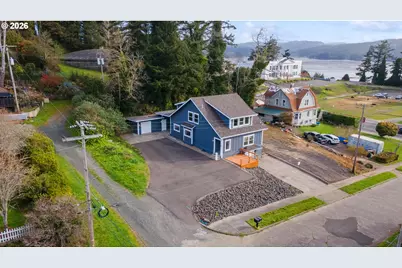 790 Oregon Ave, North Bend, OR 97459 - Photo 43