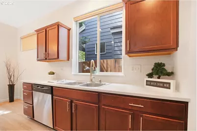 17732 SW Johnson St, Beaverton, OR 97003 - Photo 17