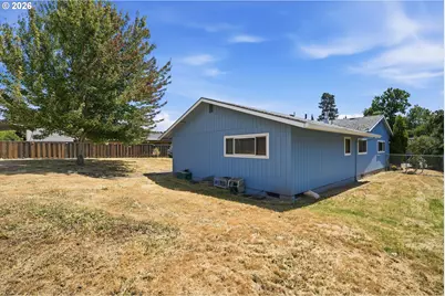 2321 SE Spruce St, Hillsboro, OR 97123 - Photo 29